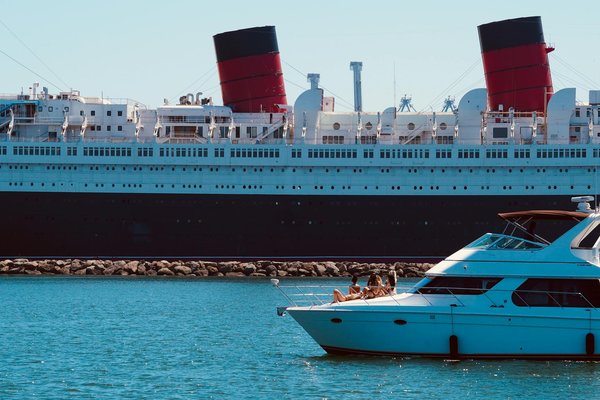 Quels sont les conseils pour une randonnée dans le parc national de Fiordland, Nouvelle-Zélande?